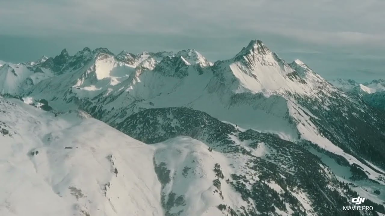 Hochkrumbach❤️ nach Warth und zur&uuml;ck Vorarlberg von oben 👆 = ein Skitourparadis 🎿der Superklasse