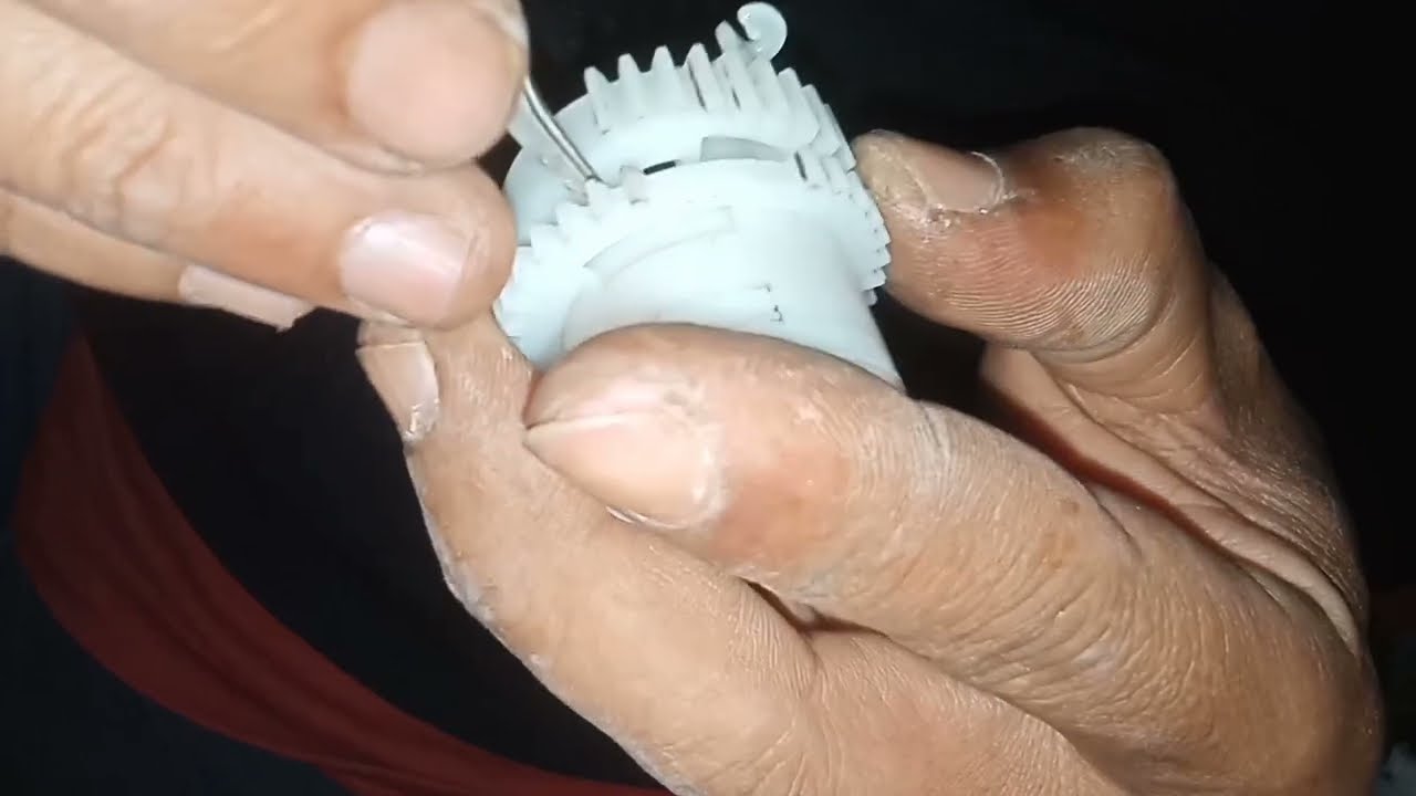 Adjustment of pickup gear in ir2206 ll paper jam pickup roller ll ir2206 2204 2202 ir series Repair