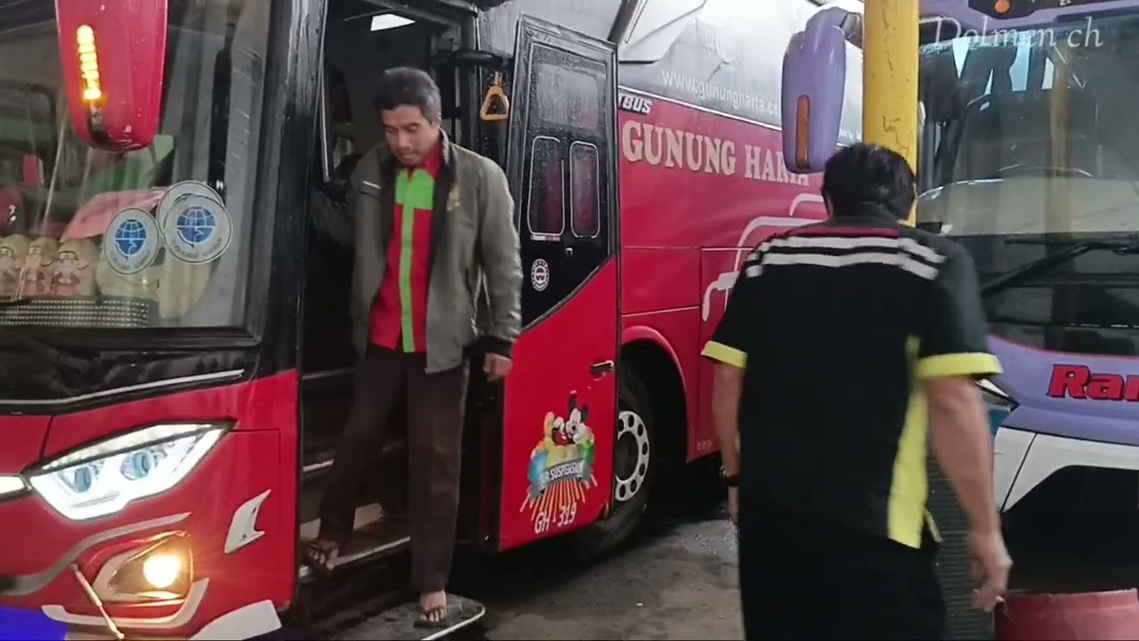 Pagi pertama dari terminal jati jajar depok menuju malang