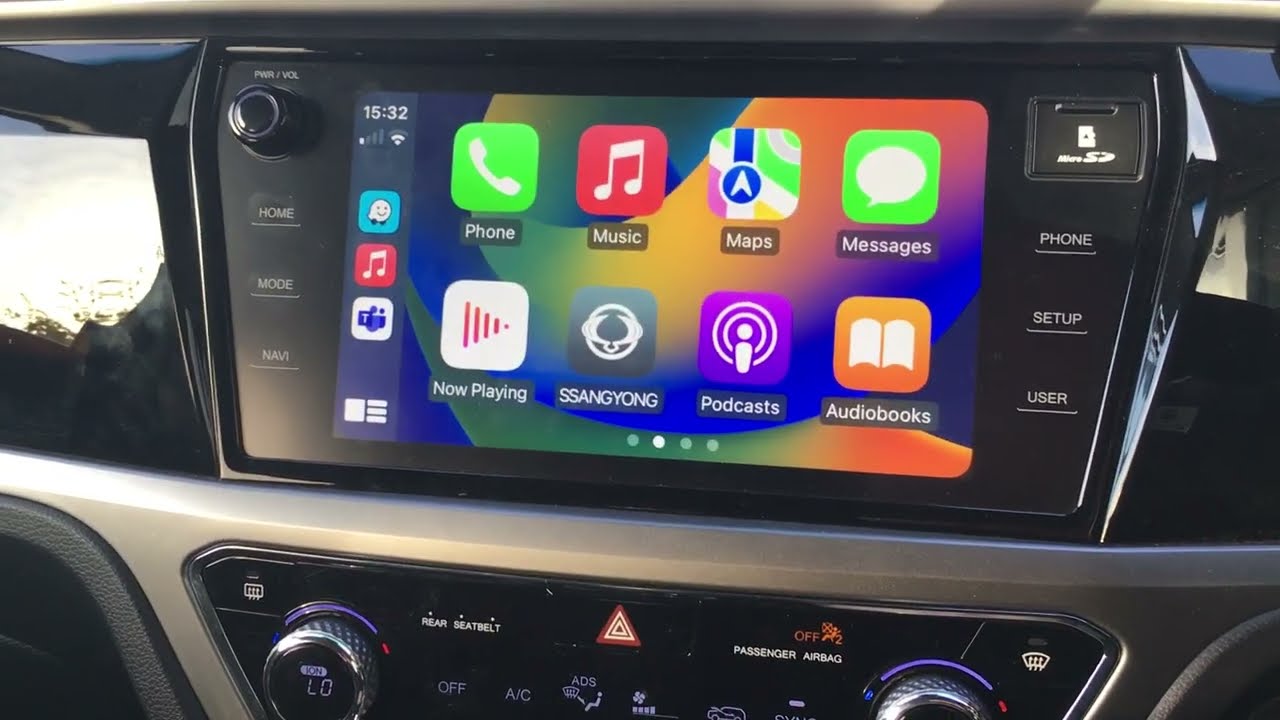 How to use Apple CarPlay on the infotainment system on the SsangYong Korando (C300) Ultimate