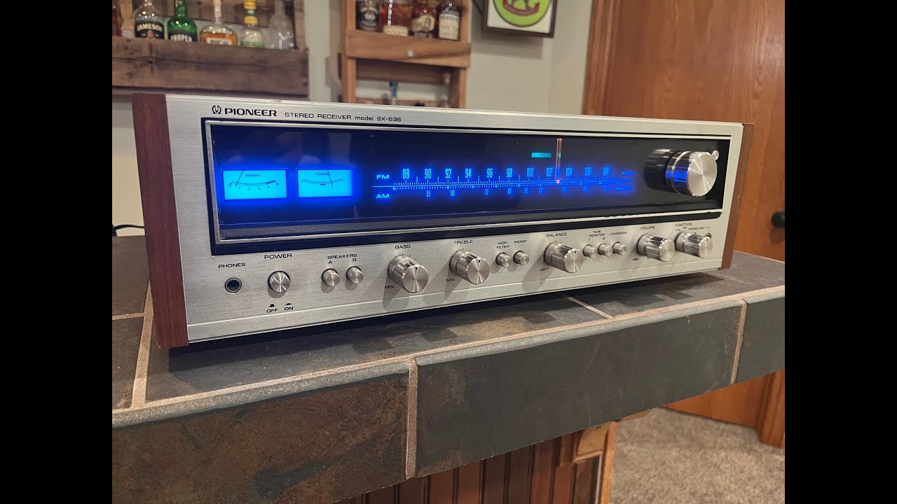 Vintage Stereo Receiver Review - 1975 Pioneer SX 636