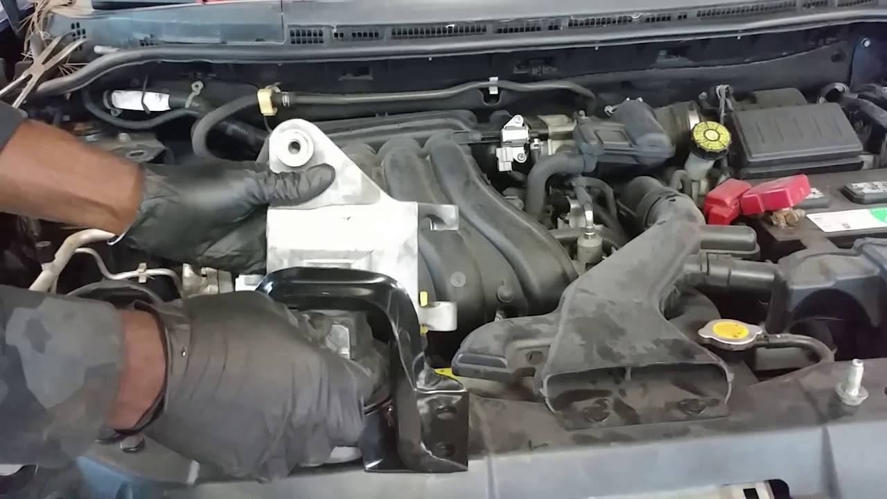 Nissan versa right front motor/engine  mount and torque mount replacement