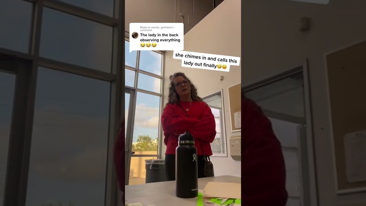 Karen falsely demands an apology from a worker