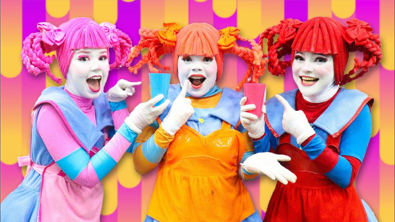 Bonecas brincam de turma da Mônica e fazem suco de frutas | Turma da Pakaraka