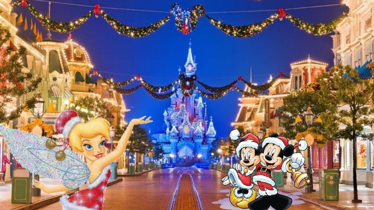 Parata e fuochi Natale a Disneyland Paris.  Vivere a Parigi