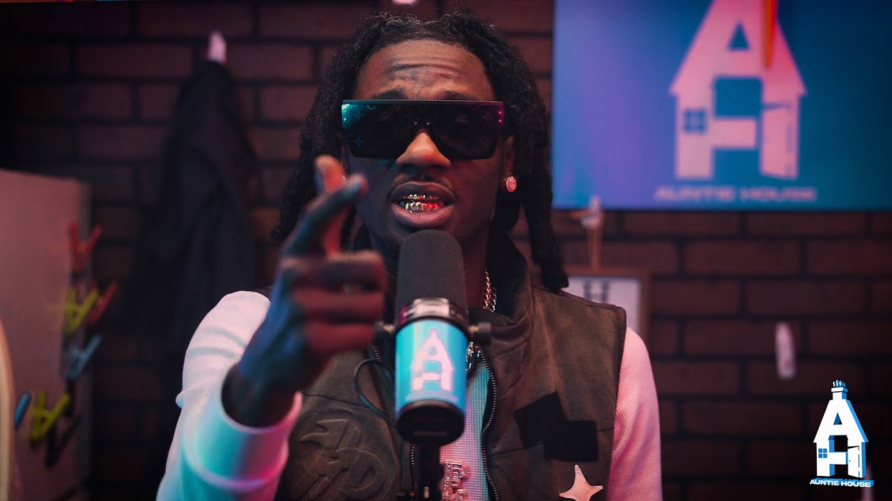 Chicken P - Hypnotize You | Auntie House Performance 🎙️