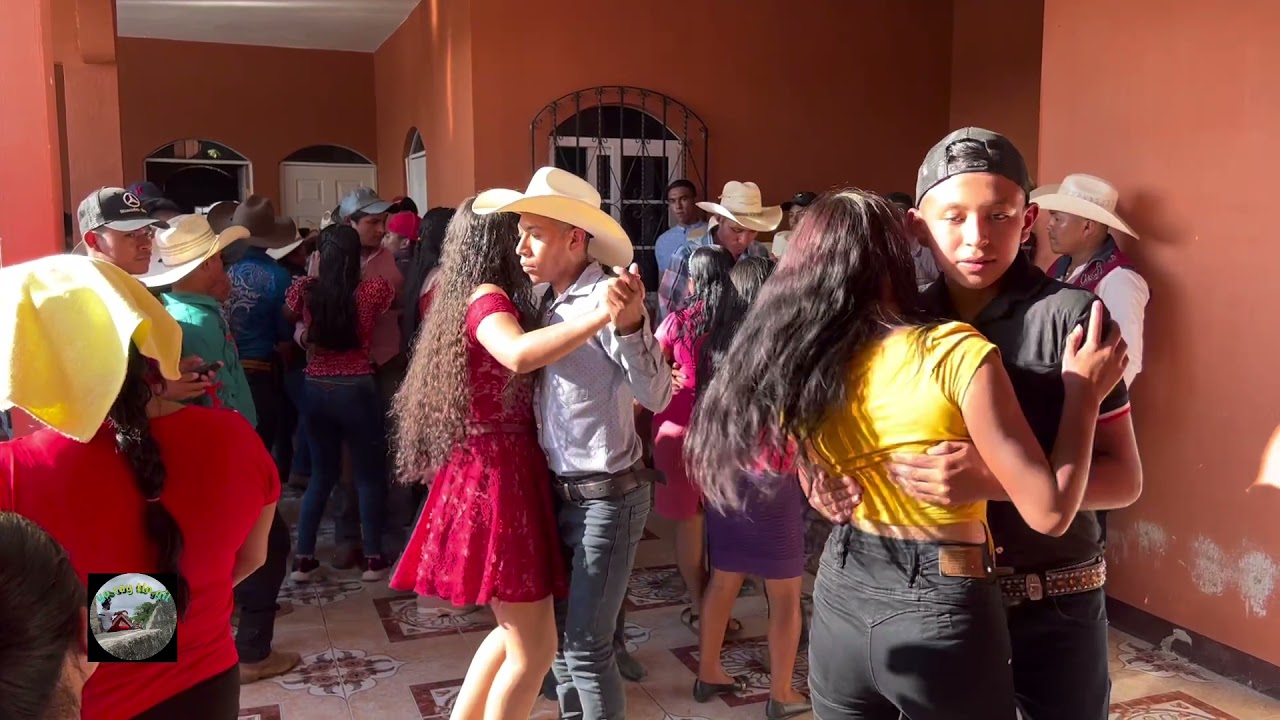 En Guatemala así se festeja cuando vienen de los USA 🇺🇸 #subscribe