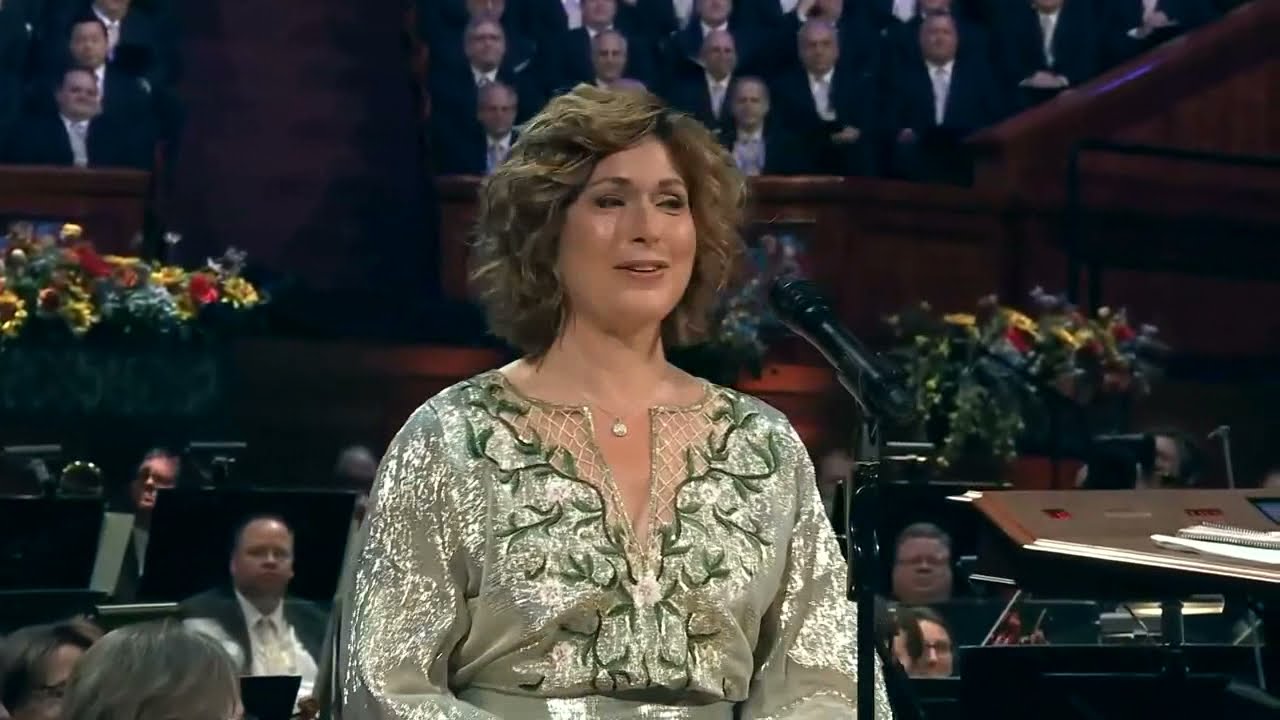 Prolonged applause  and Sissel's response speech...