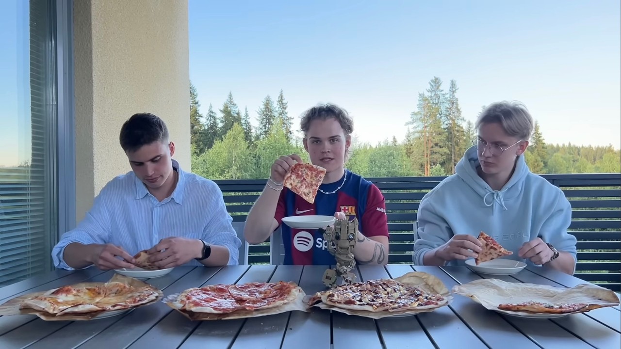 Tehdään MAAILMAN PARAS pizza!🍕