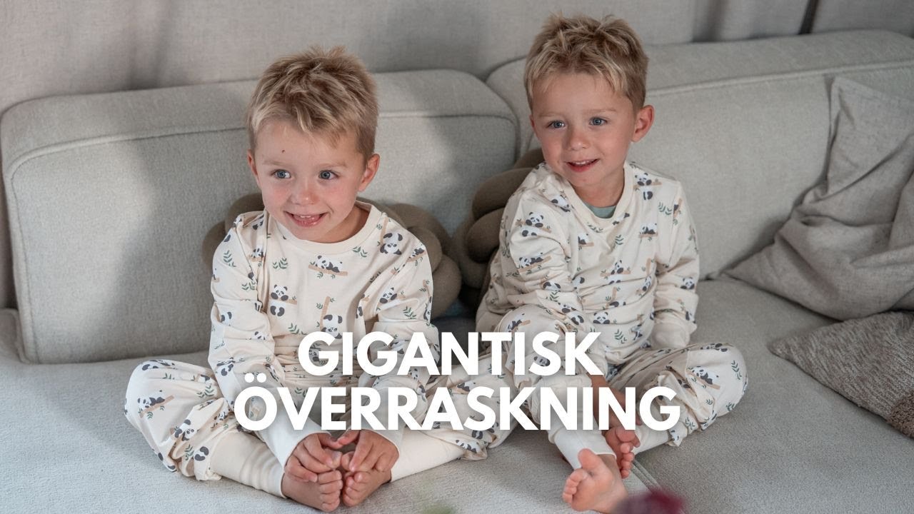 Överaskar trillingarna med en gigantisk present!