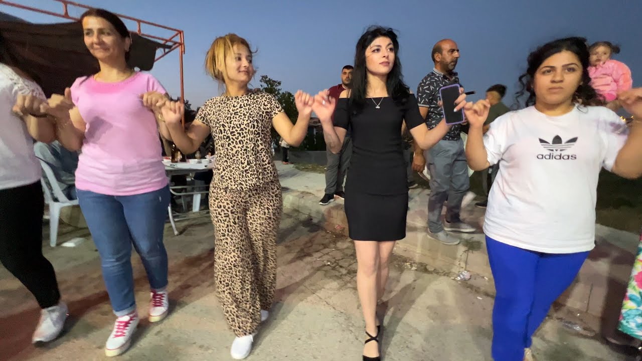 Bu düğün düşman çatlatır halay havaları oyun havaları