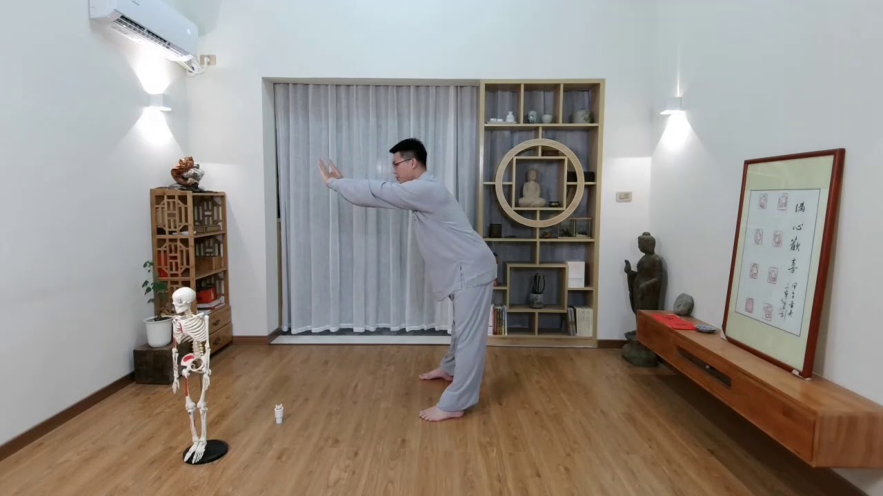 Stretches for the Inflexible! Complete Beginners Flexibility with Master Ping
