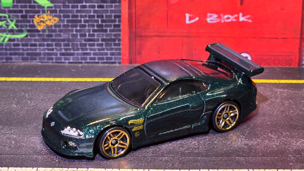 Toyota Supra - Hotwheels - Unboxing.