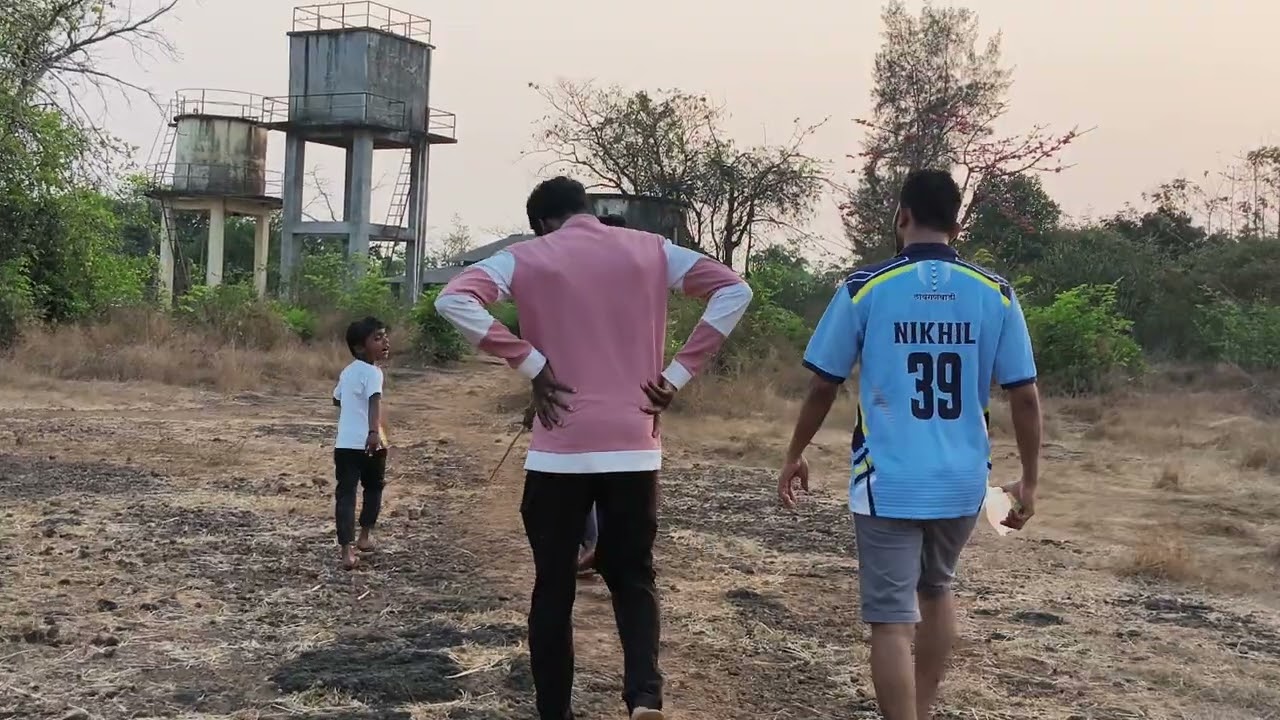 आम्ही चाललो सड्यावर रान मेवा #करवंद काढायला#berries#summer_Fruit#kokan#कोकण 