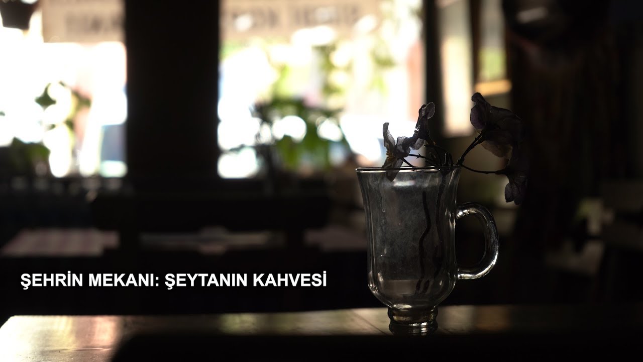 Dokü-Ayvalık - Şehrin Mekanı: Şeytanın Kahvesi