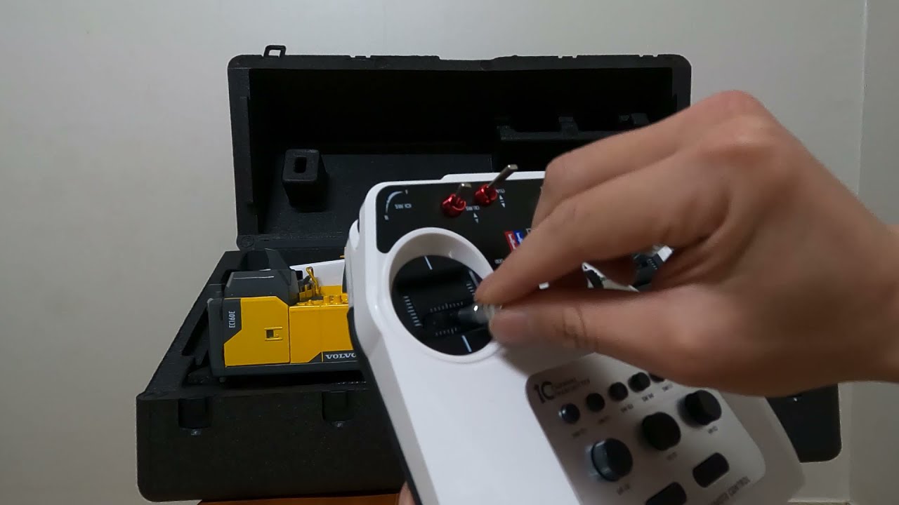 volvo Ec160e electric unboxing