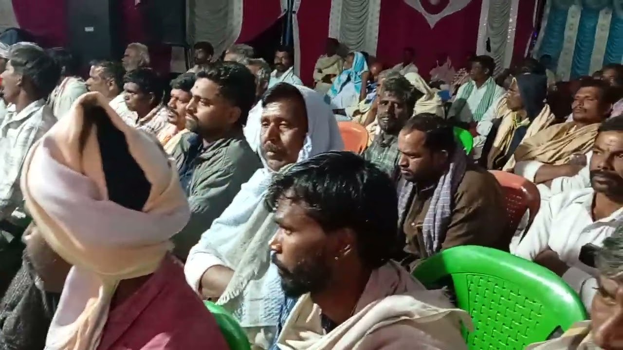 కందికాయపల్లె భజన మండలి,, హర్మోనిస్ట్ తేజ ఆచారి ,తబలా గురువర్థన్ ,  గాయకుడు రామచంద్రుడు