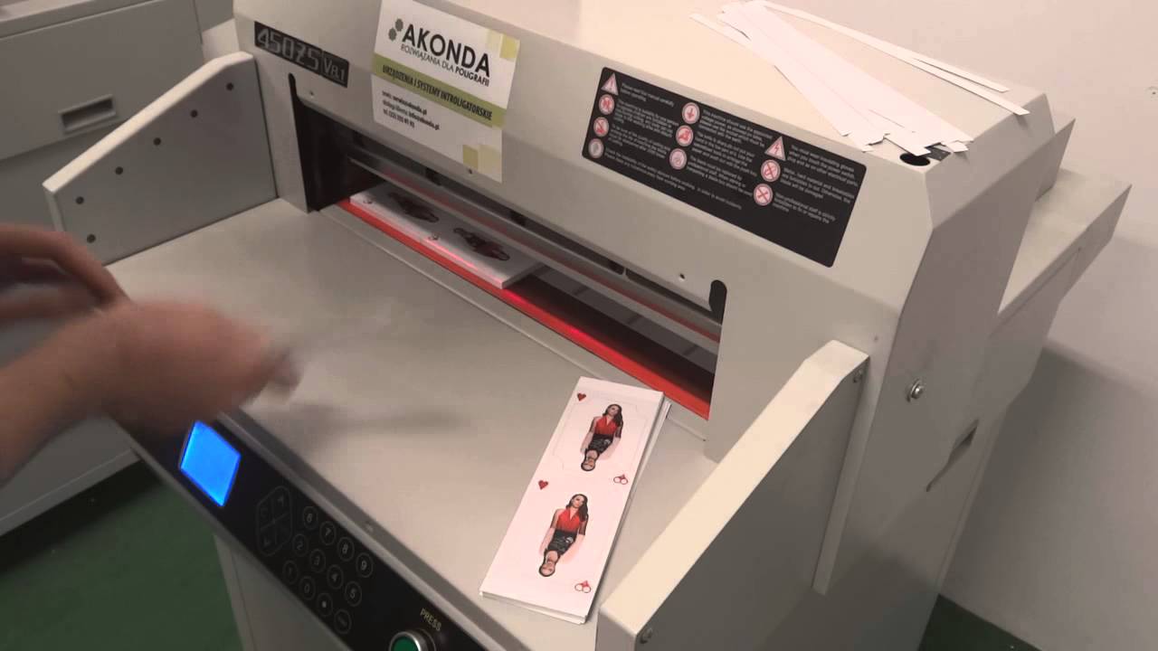Digicut 45 | Gilotyna Automatyczna | Programowany Docisk | Akonda.pl