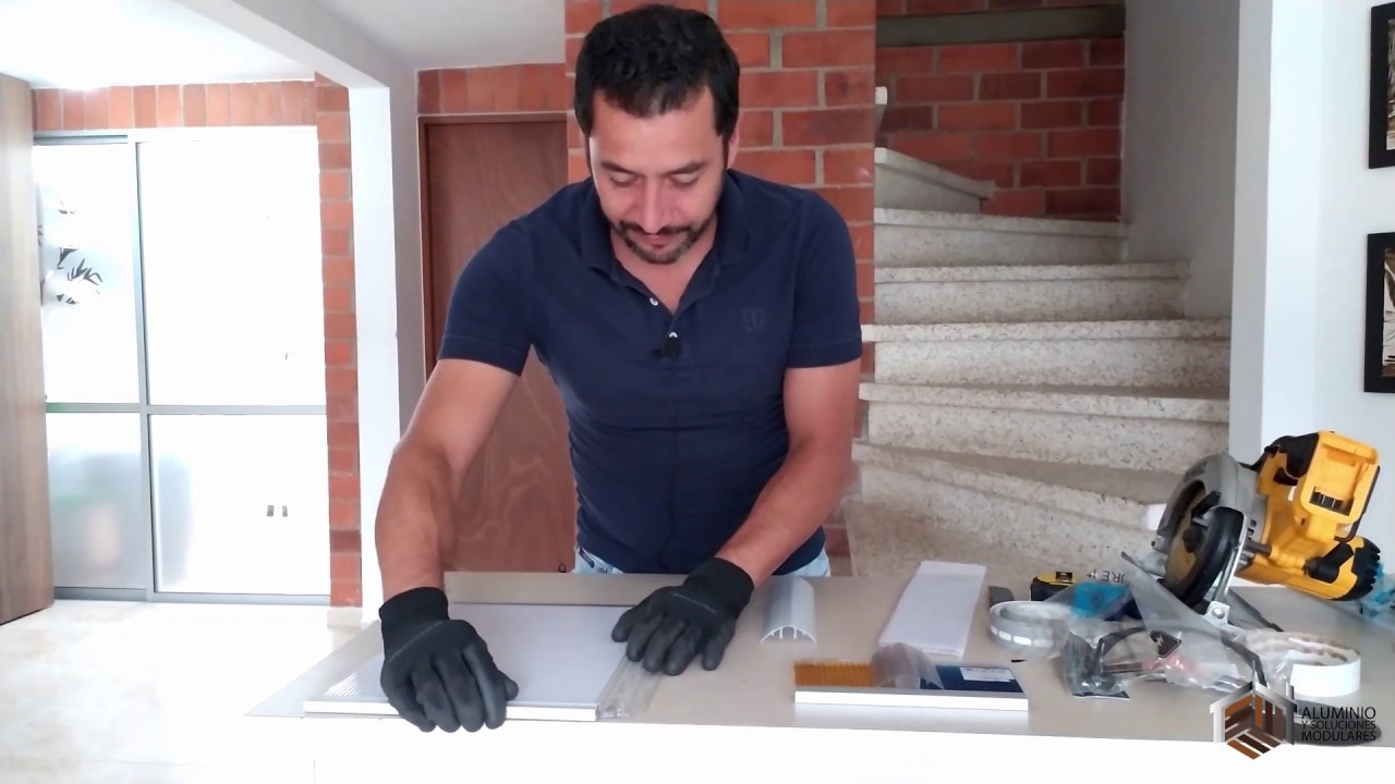 Policarbonato celular. Accesorios para su correcta instalacion. correct polycarbonate installation