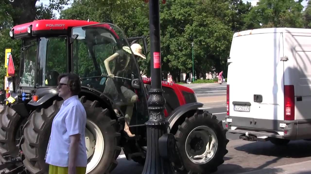 POL-MOT H - czy twoja żona też jeździ trakotrem? - official viral video Warfama