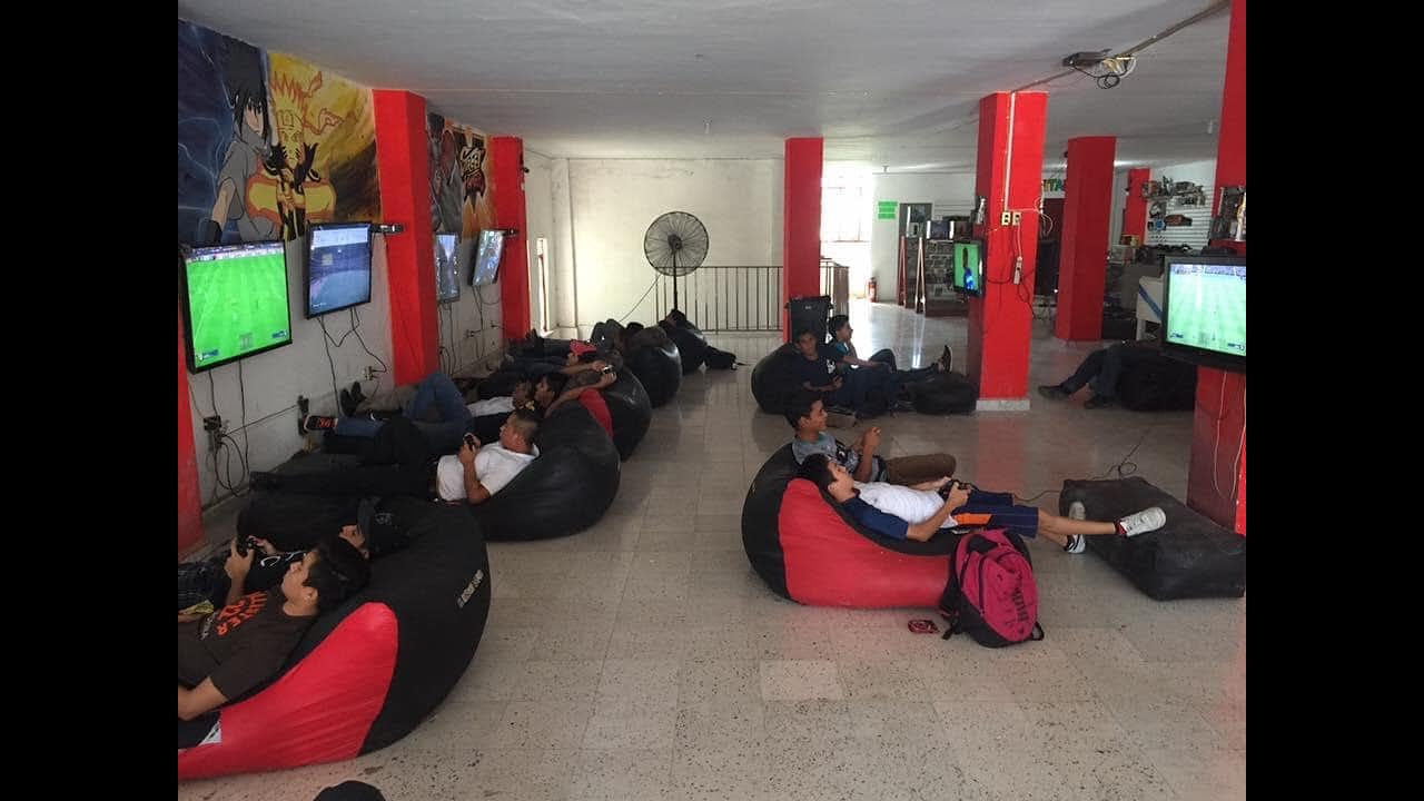 RICON GAMER SALA DE VIDEOJUEGOS / PRESENTANDO GAME CENTER/ SAN LUIS POTOSI, MEXICO