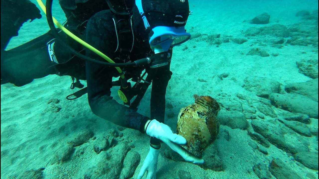 Cerámicas bajo el mar en Lanzarote que podrían vincularse a la primera ciudad europea en Canarias