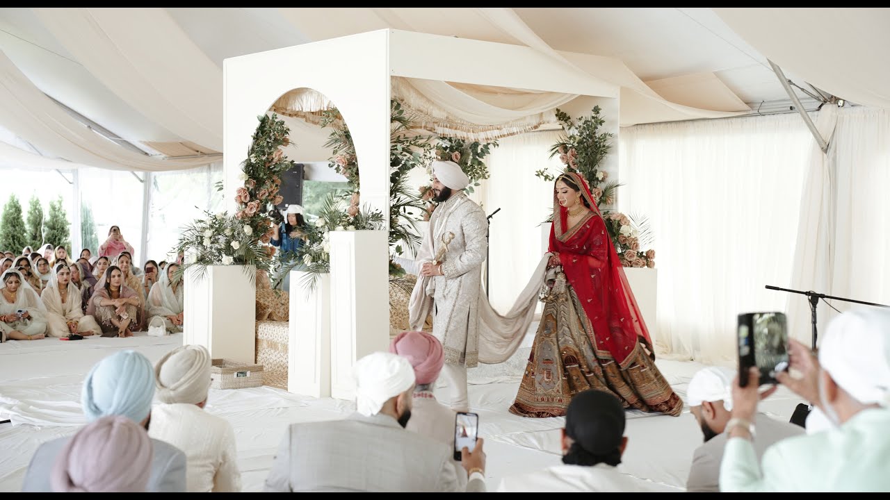 Arash & Saman | Blissful union. Family warmth. Pure love — right at home |