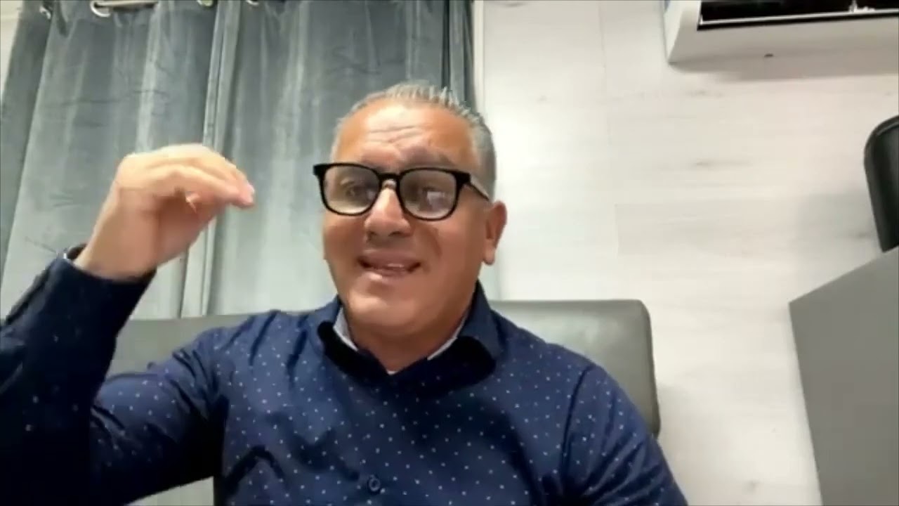 Rimani al tuo posto di Guardia - Con il pastore: Davide Casadio