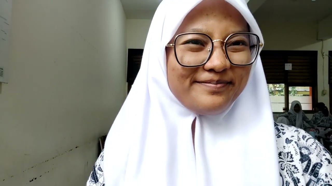 Penjelasan engenai agaimana menulis teks biografi yang baik dan bagaimana cara mempresentasikannya