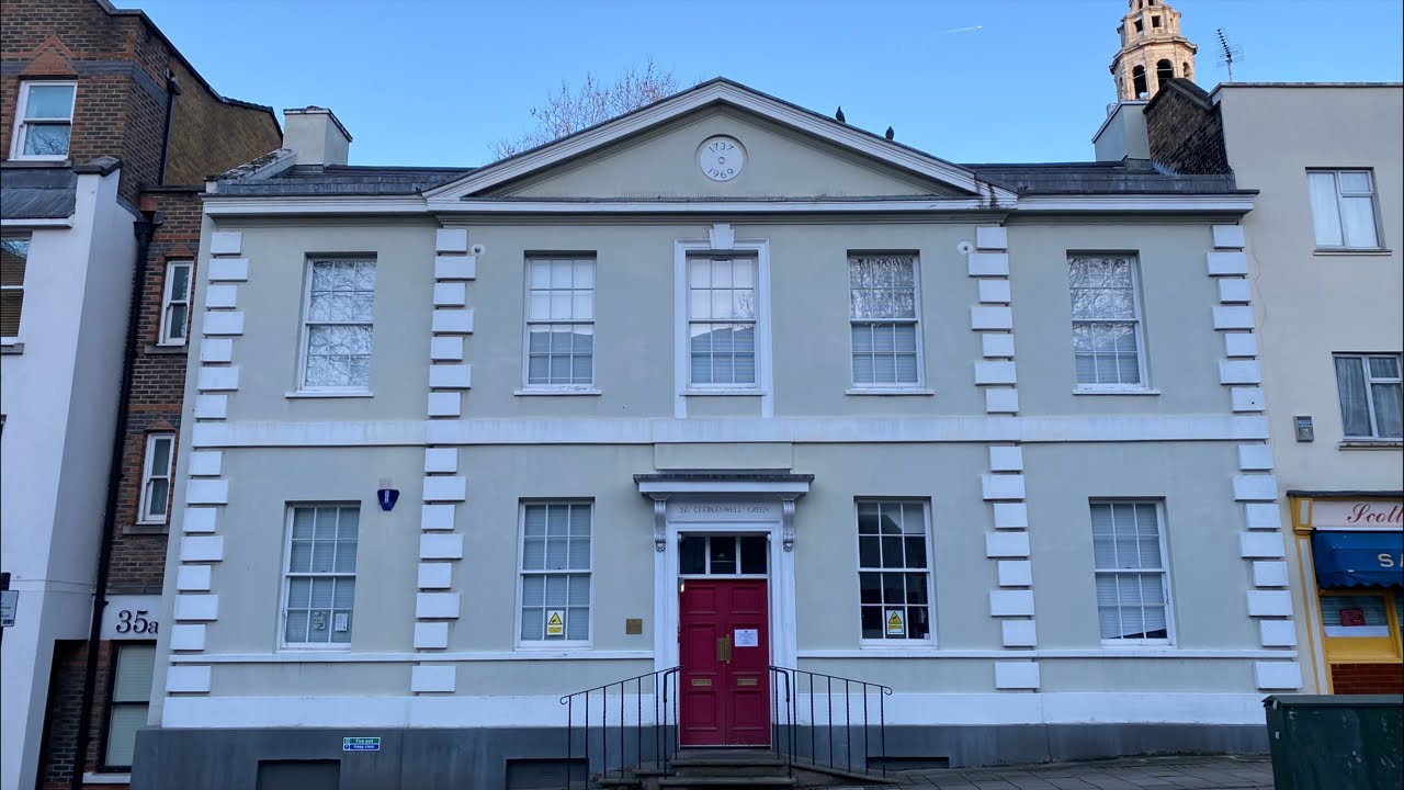 Утренний Лондон, библиотека им. Карла Маркса и южная сторона Clerkenwell