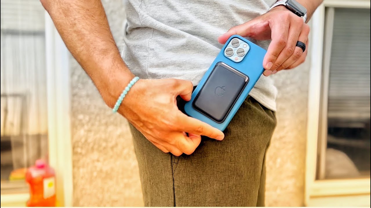 First Impressions of the Apple Leather Wallet with MagSafe & Find My