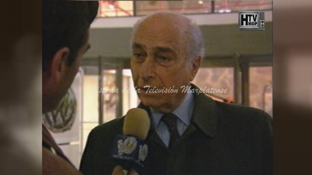 JUAN MANUEL FANGIO EN SU MUSEO EN BALCARCE
