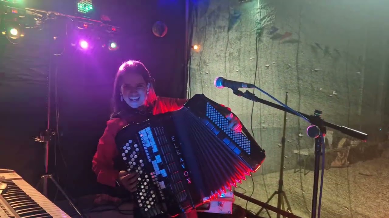 Rita Melo - Mexe, mexe que é bom / Na sola da bota