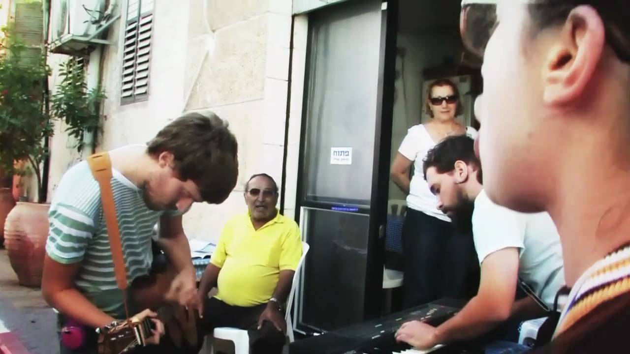 אינדי סיטי - ג'ק אין דה בוקס - קפה אדיר Jack in the box - Cafe Adir