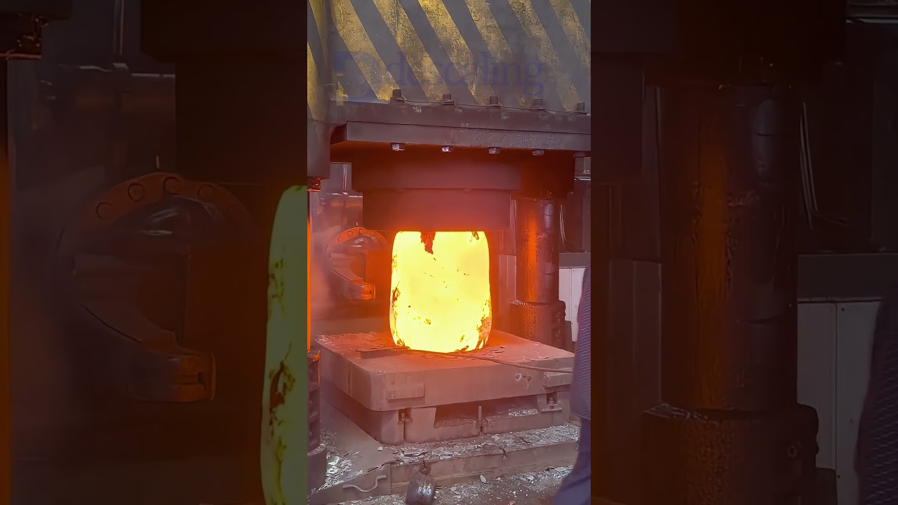 горячая #ковка #удаление окалины