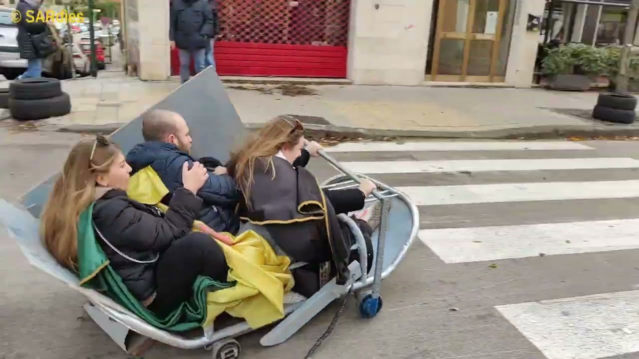 A Sassari è ritornata la discesa dei carruzzi
