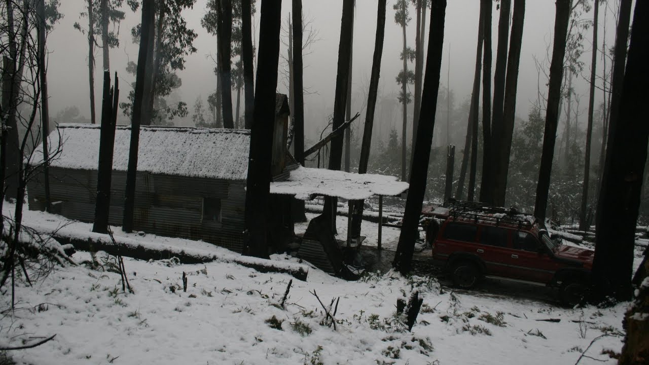 Exploring Mount Skene and Crows Hut in Victorian High Country | Snow Camping Adventure