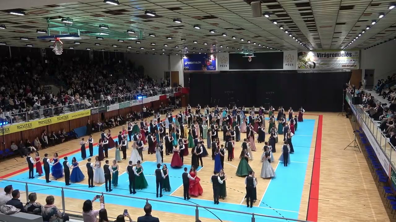 Szalagavató diák keringő - 2025. 12. 05.
