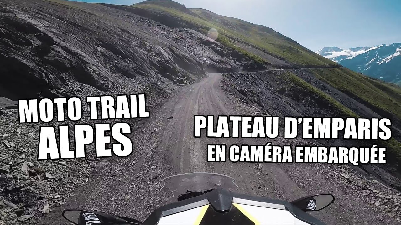 PLATEAU D'EMPARIS EN MOTO - MAGNIFIQUE PISTE