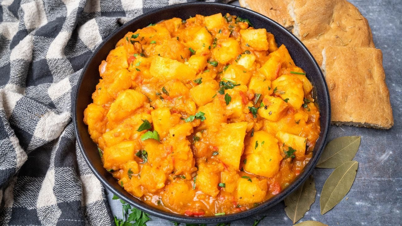 Tocană vegană de cartofi