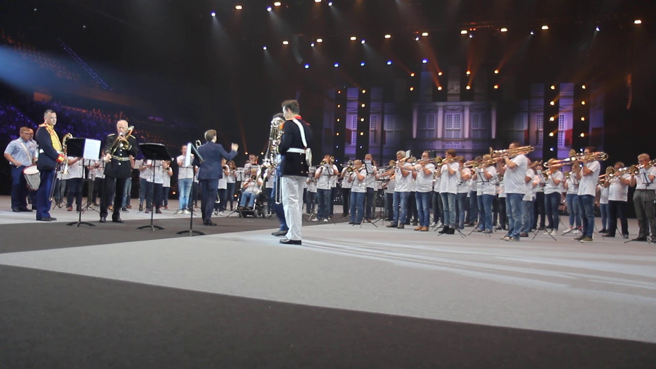 100 trombonisten tijdens Taptoe 2019