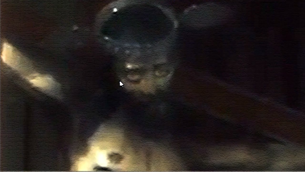 Jesus Christ Statue opens Eyes *Debunked*