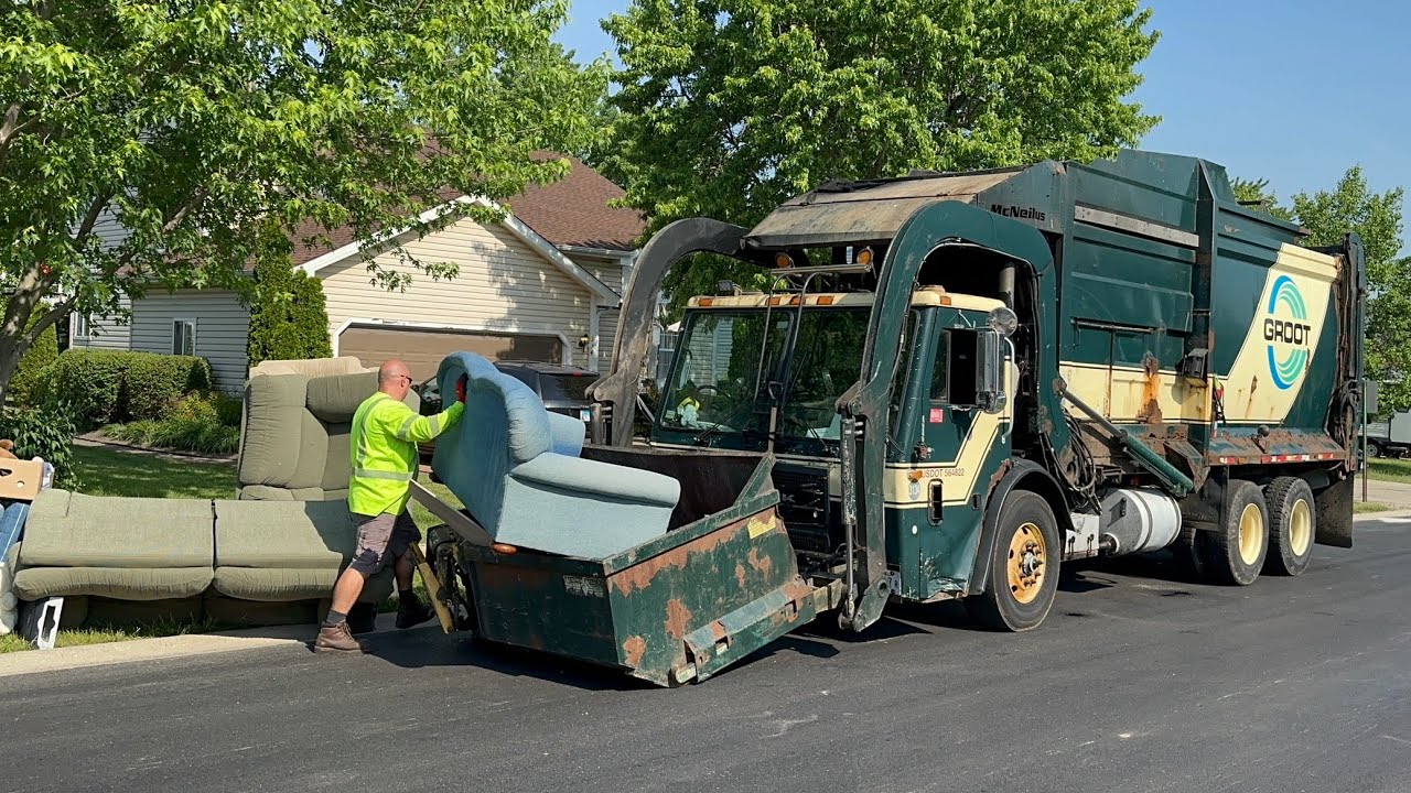 Groot Mack LE McNeilus Front Loader Garbage Truck Eating Tons of Couches
