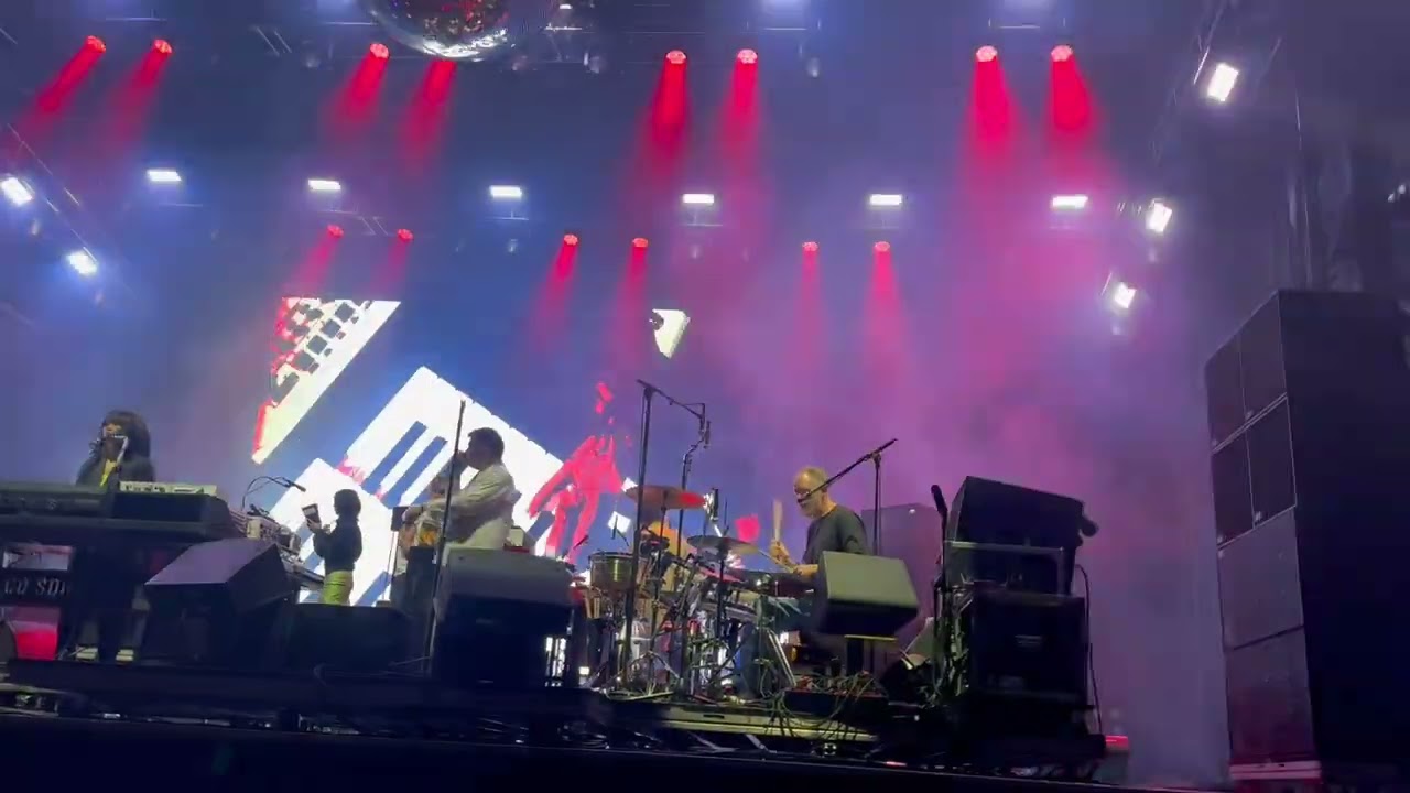LCD Soundsystem Dance Yrself Clean - Live at Kilby Block Party