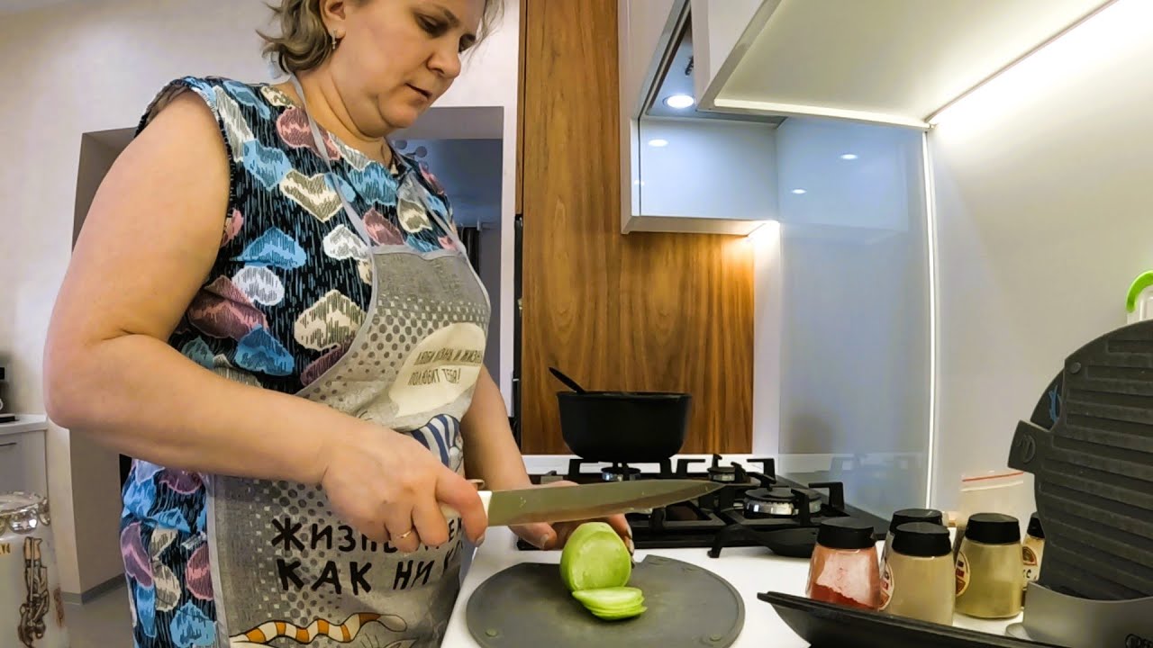 ГОТОВИМ ЛАГМАН И ГРИБЫ В СМЕТАНЕ