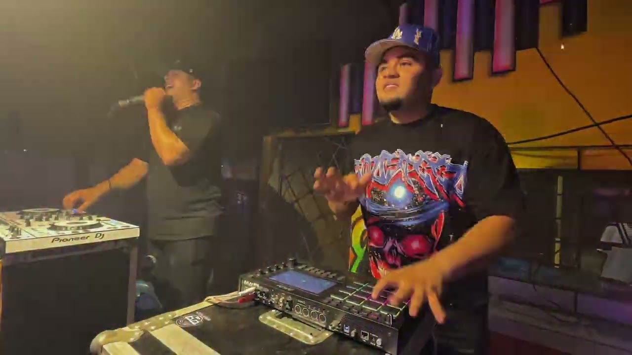 La Copia China - Wicho Vacilao x Dj Carlos x Edwin Junior [SEBAS MUSIC] (Video En Vivo)