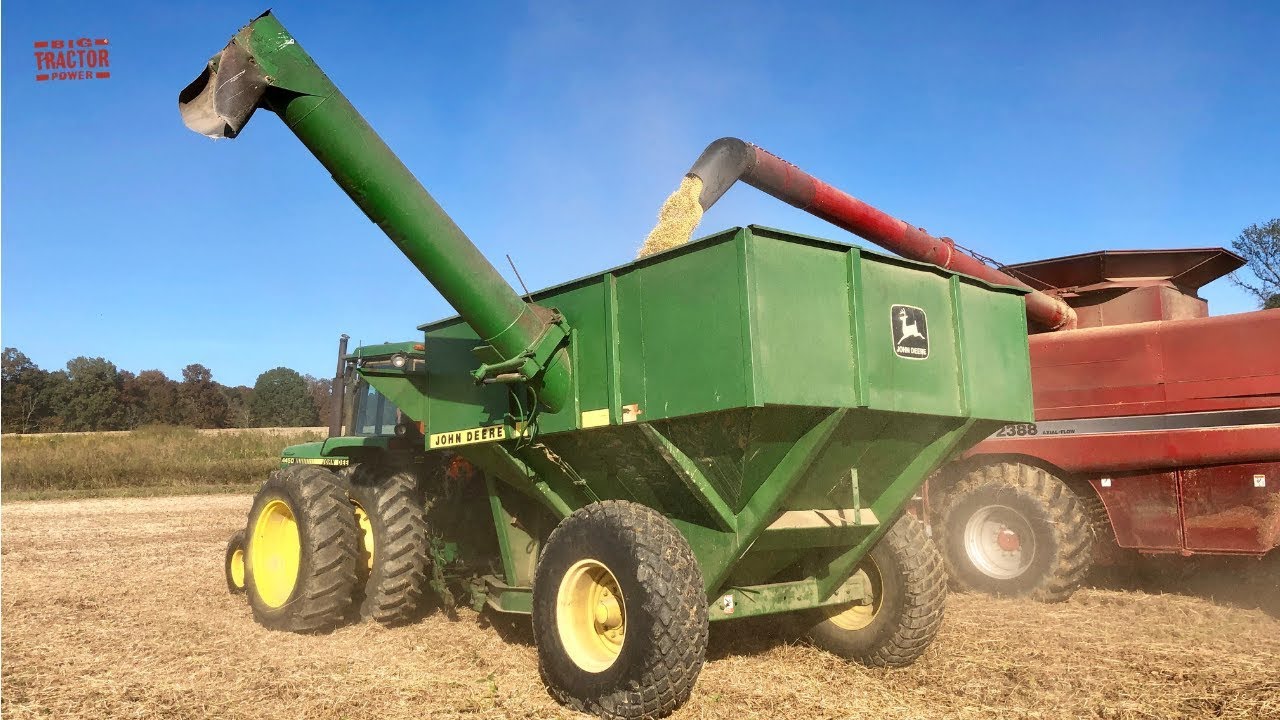 JOHN DEERE 500 Grain Cart and 4450 Tractor