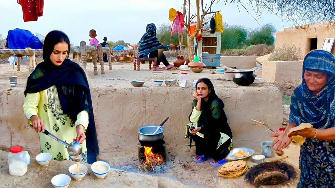 Very beautiful women village life Pakistan ||desert women morning routine || culture of Pakistan