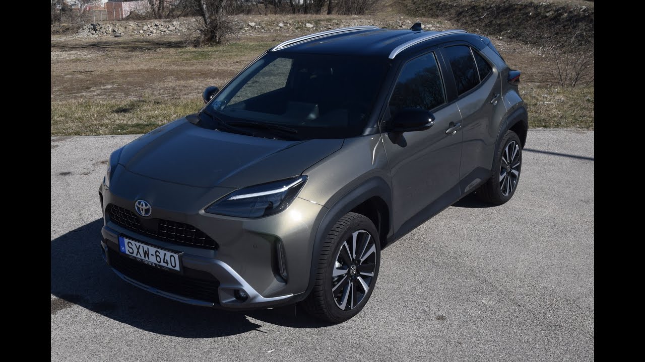Toyota Yaris Cross 1.5 Hybrid AWD-i (2022) teszt / A kis herceg
