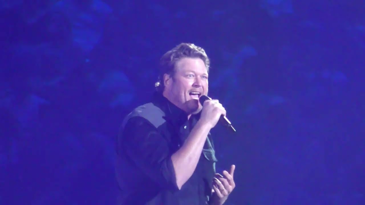 Blake Shelton & Gwen Stefani - Houston Rodeo - Houston, Texas - 27 February 2024 - Full Concert